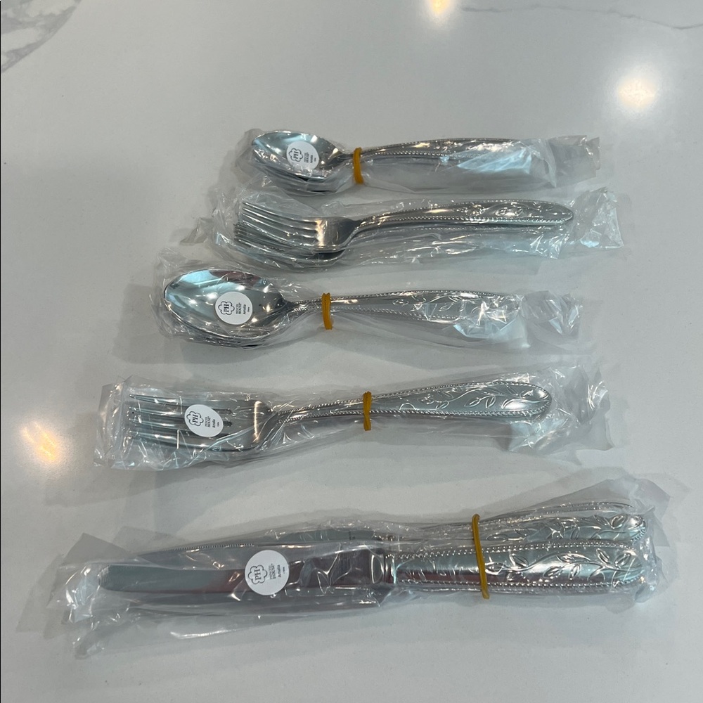 Princess House 20pc Silverware.